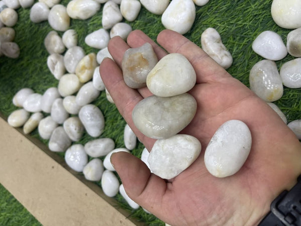 small-shiny-white-decorative-stone-5-kg-pack