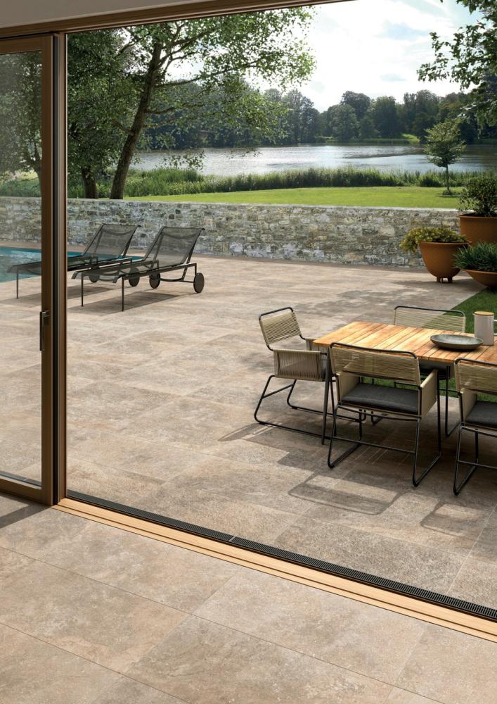 universe-beige--4590--italian-porcelain