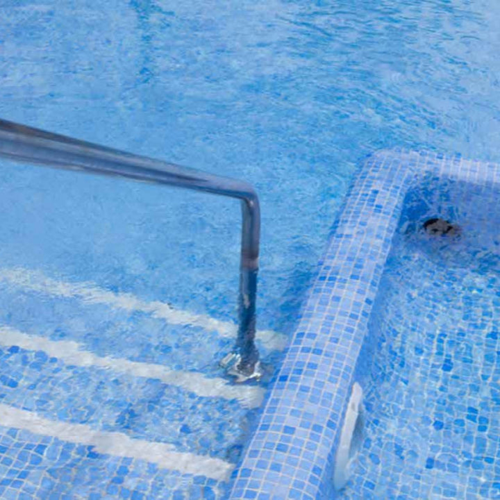 sky-blue--3146--spanish-pool-mosaic