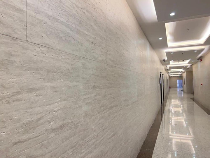 clay-slabs--120x60--travertine-cloud-white