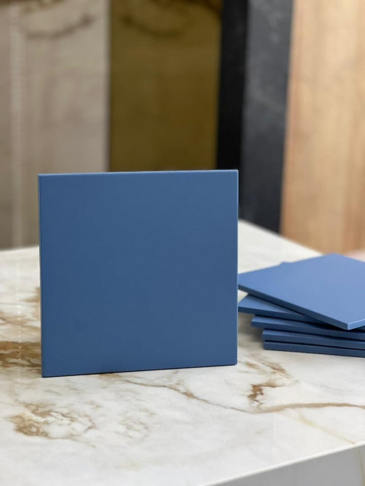 italian-blue-porcelain--unicolore-blu-forte--2020