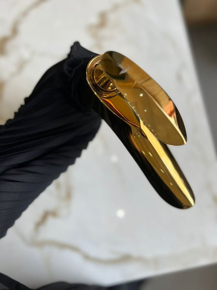 shiny-gold-beveled-tall-basin-mixer