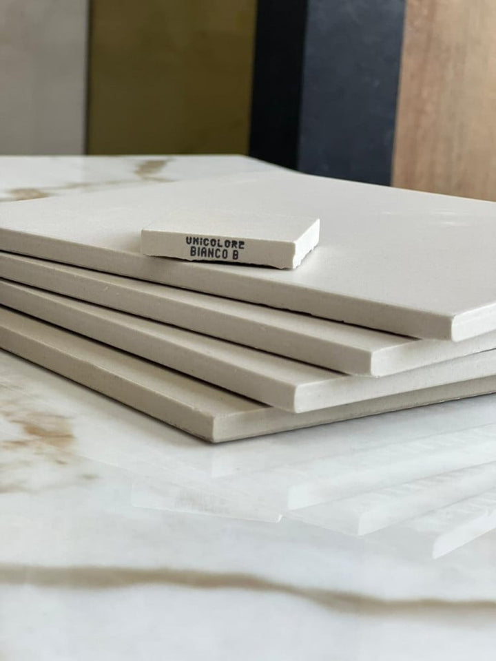 uni-bianco-b--2020--white-italian-porcelain