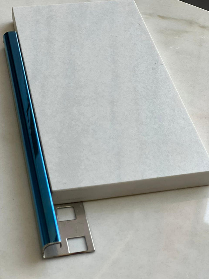 blue-corner-spacer--45-278-bl