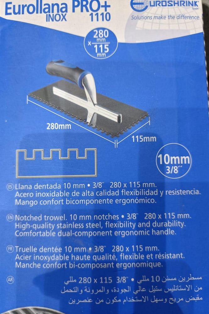 knife-for-spreading-glue-and-cement