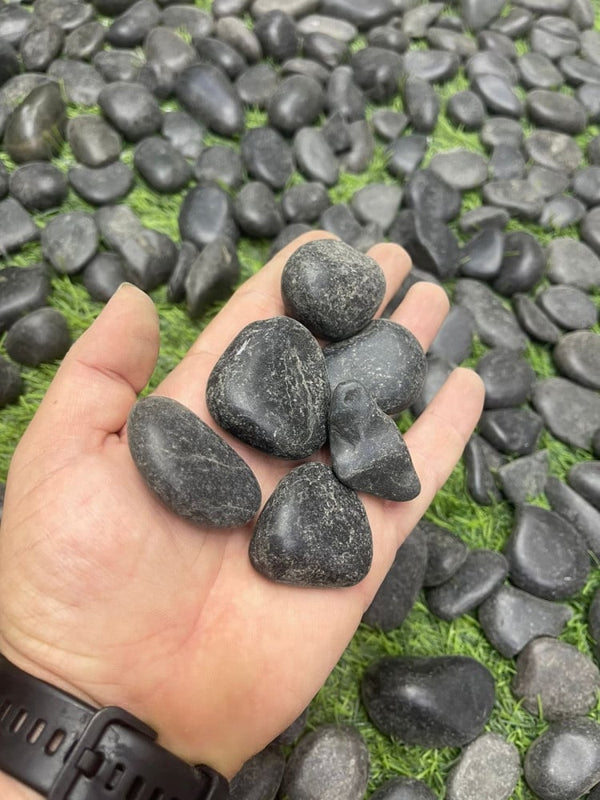 black-ornamental-stone-5-kg-pack