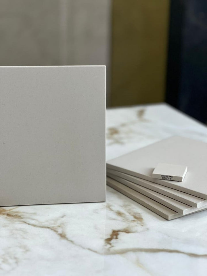 uni-bianco-b--2020--white-italian-porcelain
