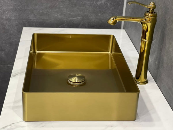 single-matte-gold-square-bathroom-sink