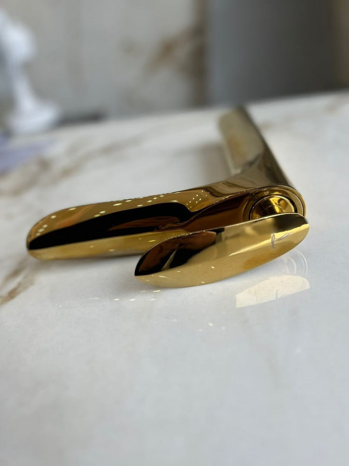 shiny-gold-beveled-tall-basin-mixer