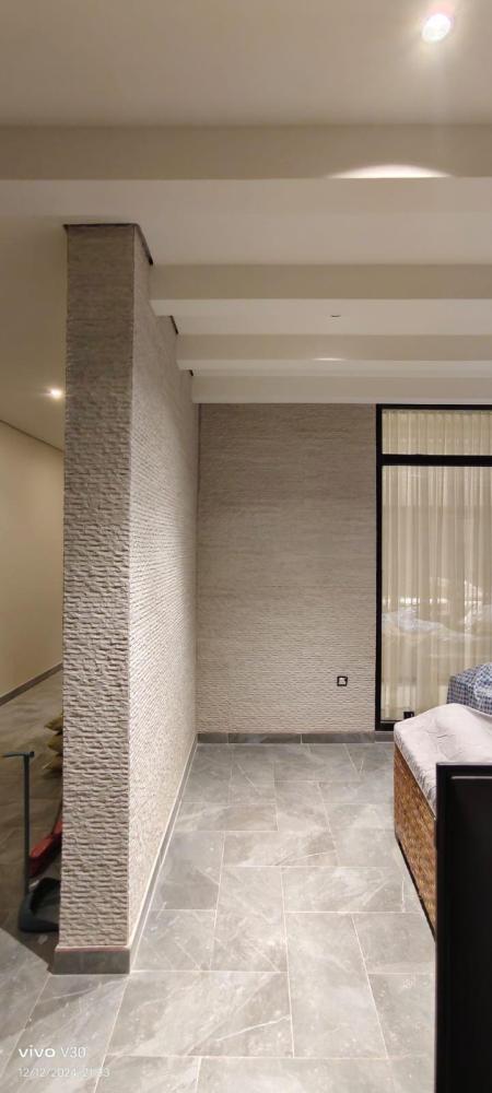 clay-slabs--chiseled-stone-cloud-grey--120x60