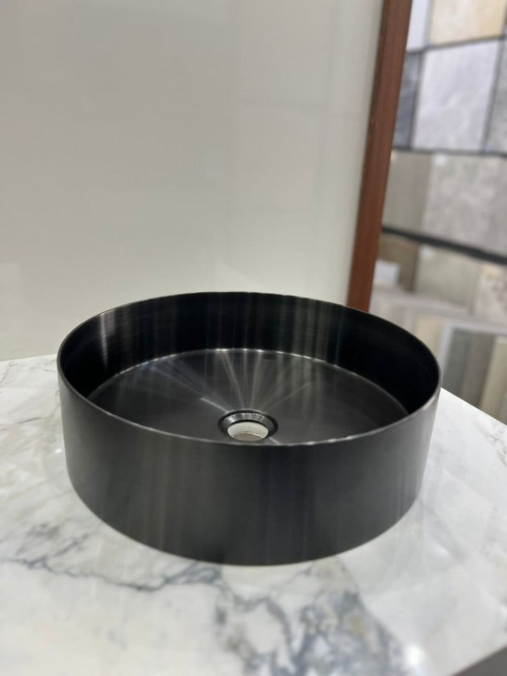 single-round-matte-black-bathroom-sink