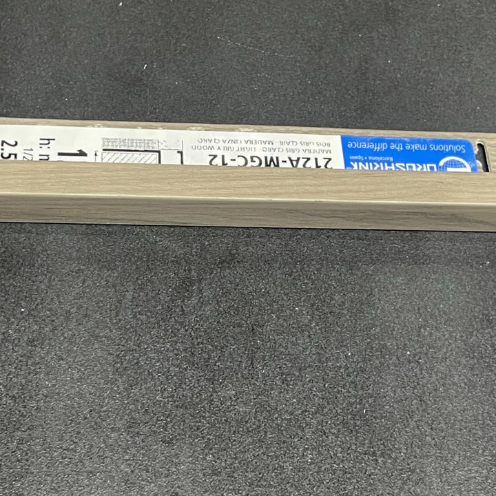 212a-mgc-grey-wood-aluminum-angle