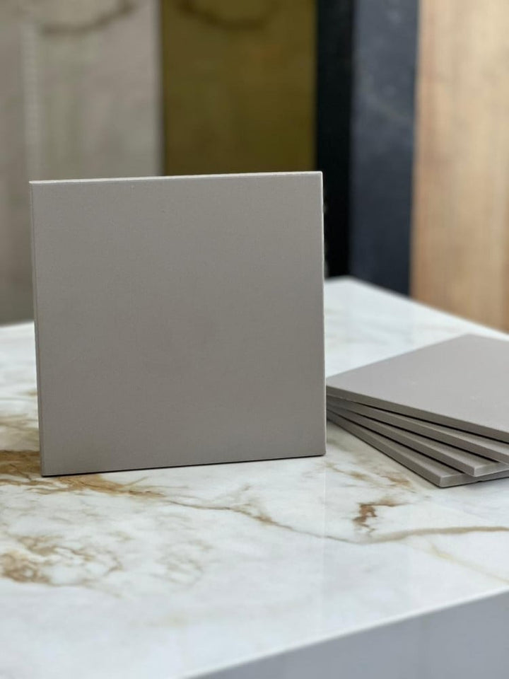 italian-grigio-perla-grey-porcelain--unicolore-grigio-perla--2020-light-grey