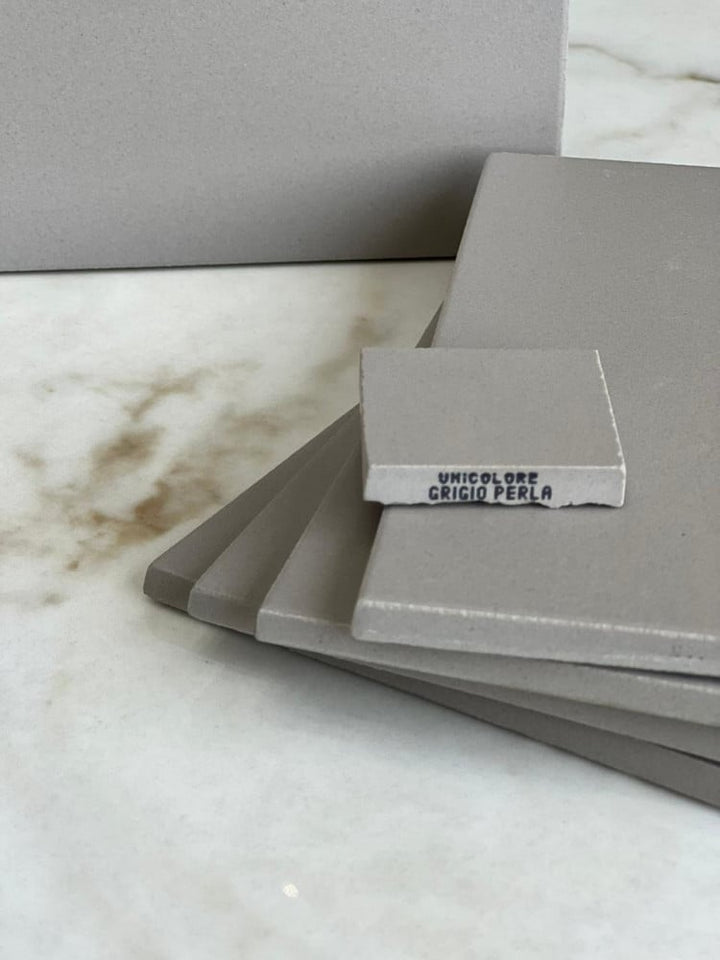 italian-grigio-perla-grey-porcelain--unicolore-grigio-perla--2020-light-grey