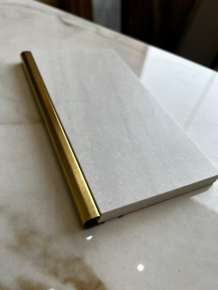 gold-brushed-corner-spacer--279-10