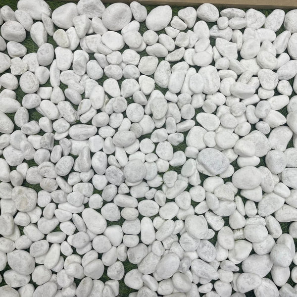 white-matte-decorative-stone-medium-weight-20-kg